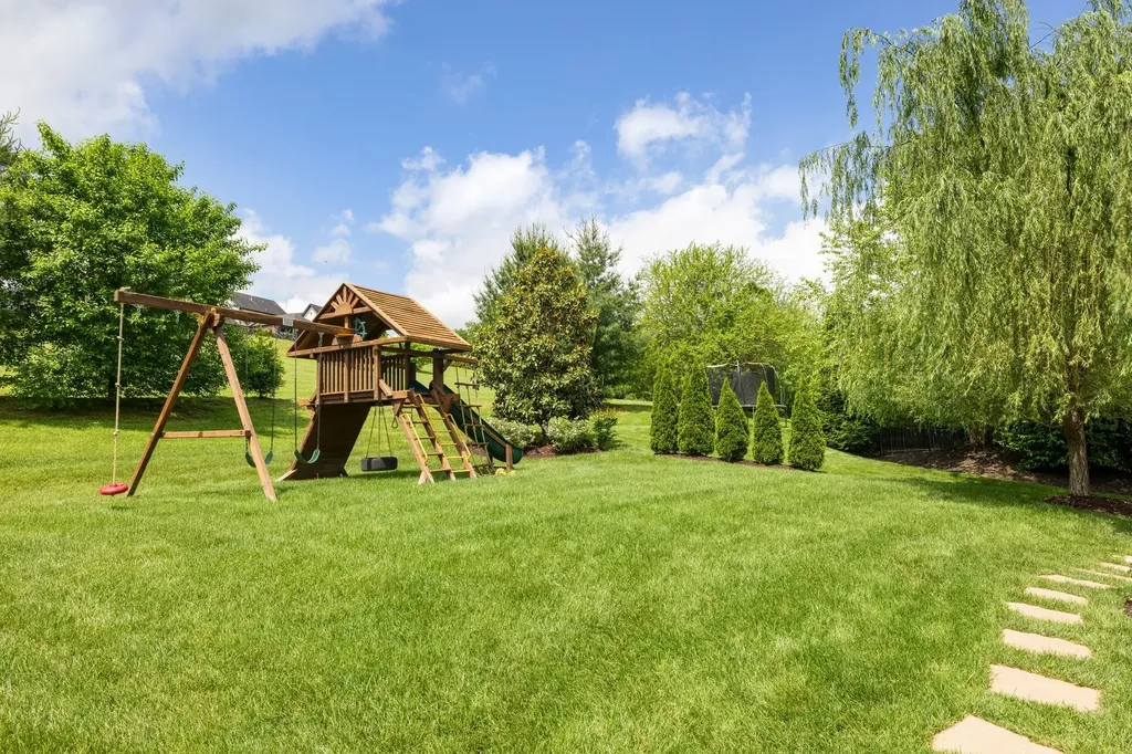 211 Snowden St, W Franklin TN 37064