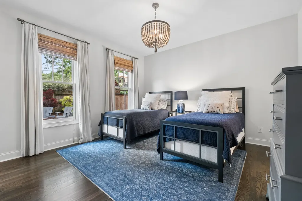 3815 Central Avenue Nashville TN 37205