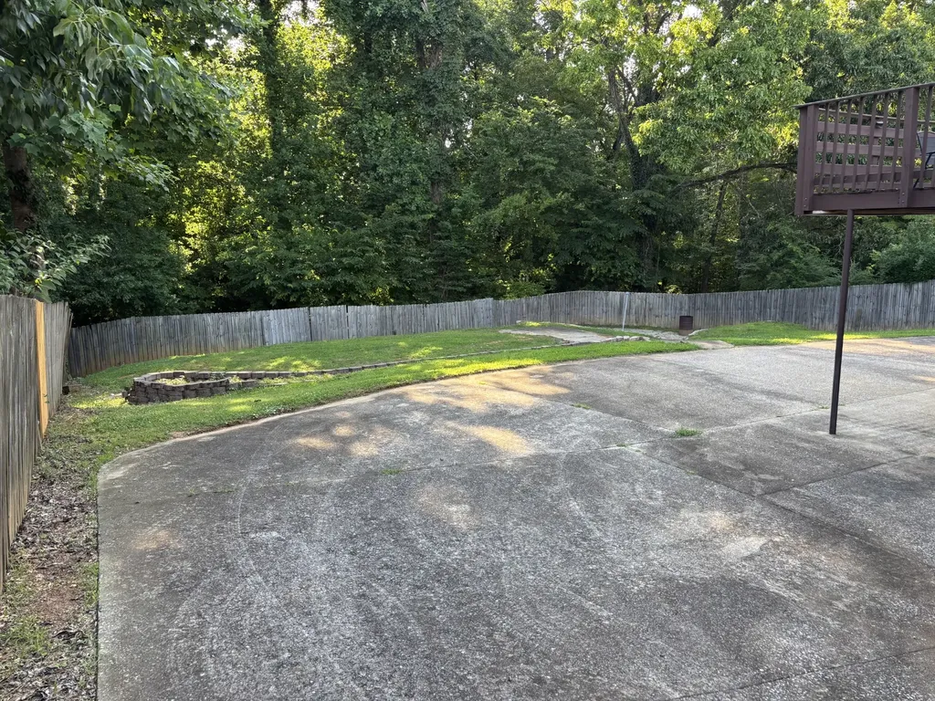 1028 Foxmoor Drive Clarksville TN 37042
