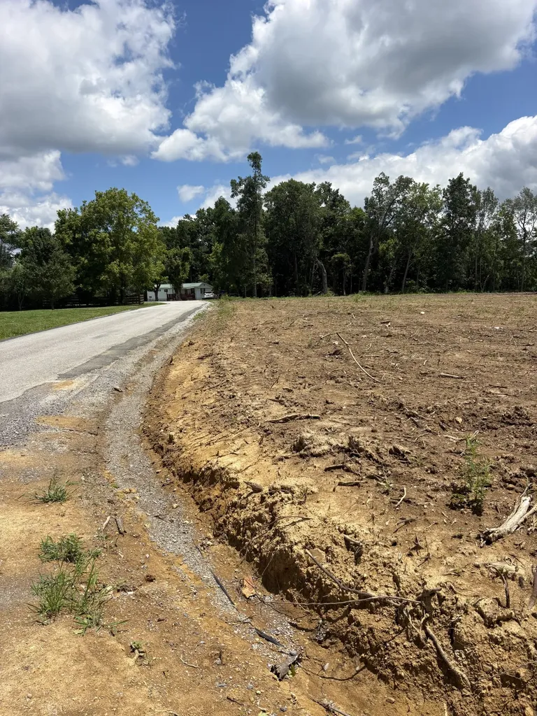0 Days Road Lafayette TN 37083
