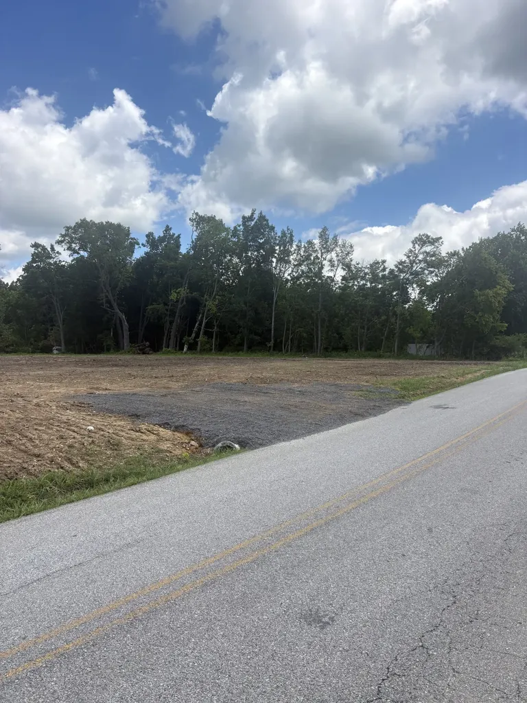 0 Days Road Lafayette TN 37083