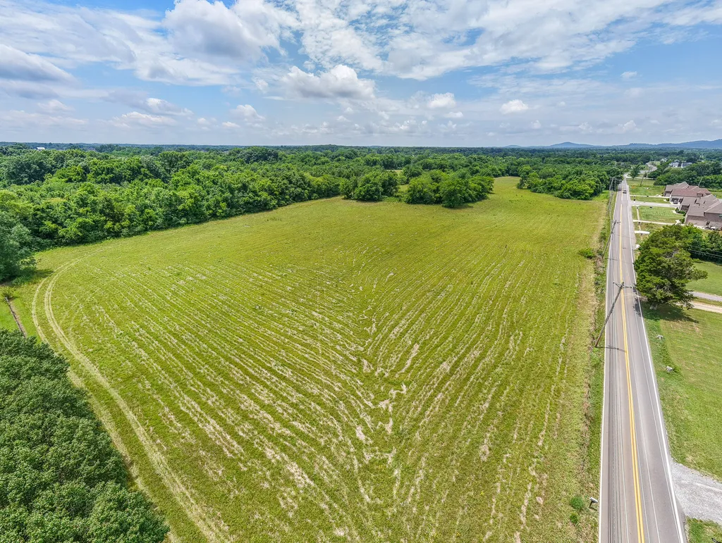 873 Walnut Grove Road Christiana TN 37037
