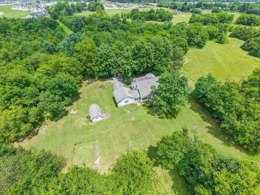 873 Walnut Grove Road Christiana TN 37037