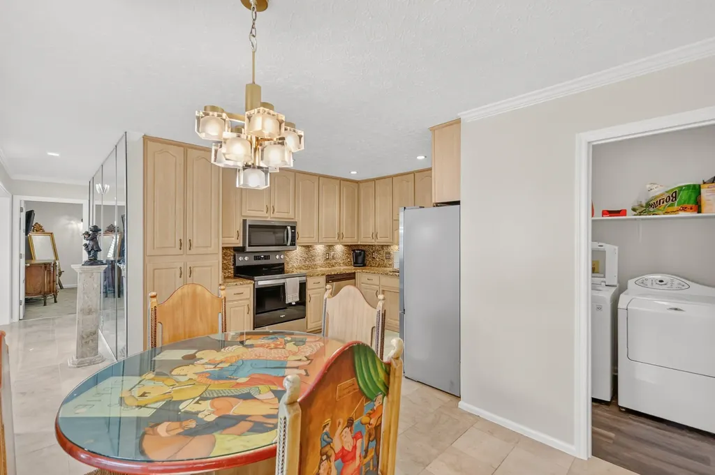 105 Tanasi Shr, S Gallatin TN 37066