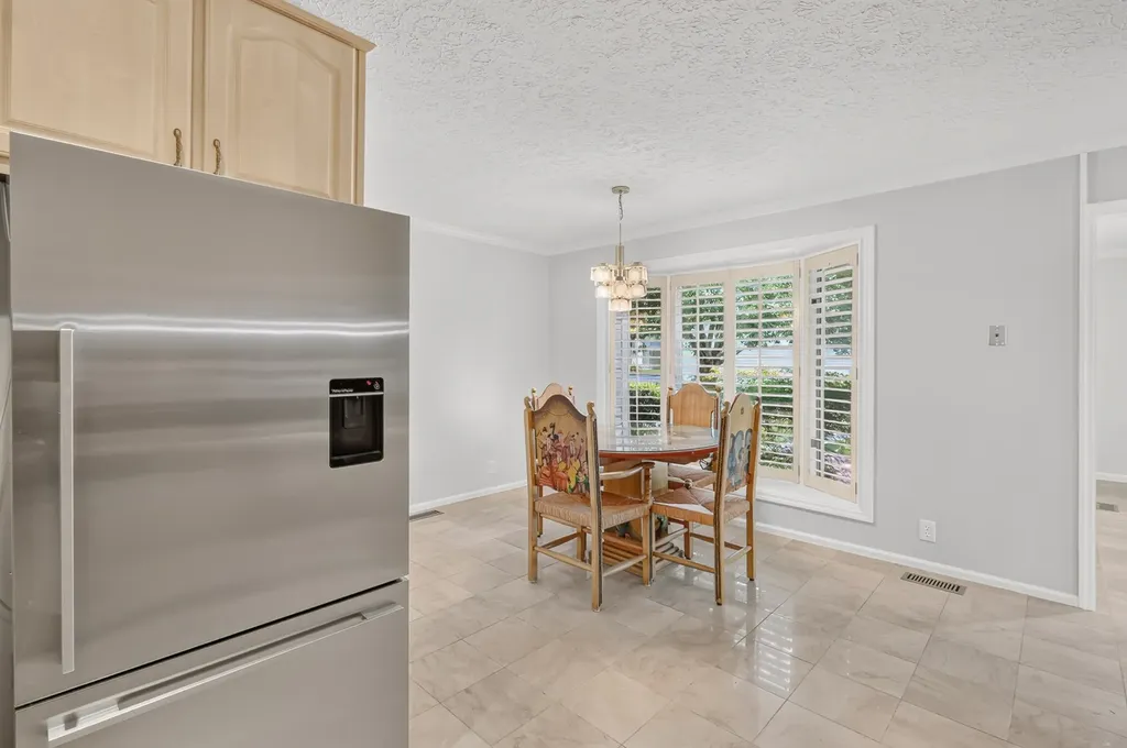 105 Tanasi Shr, S Gallatin TN 37066