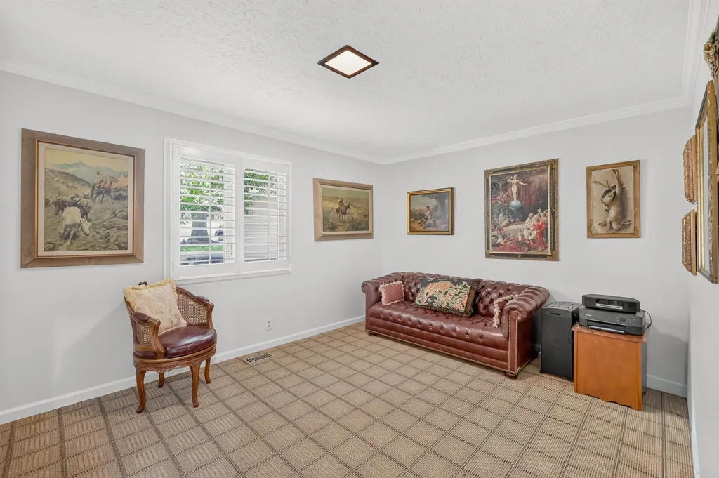 105 Tanasi Shr, S Gallatin TN 37066