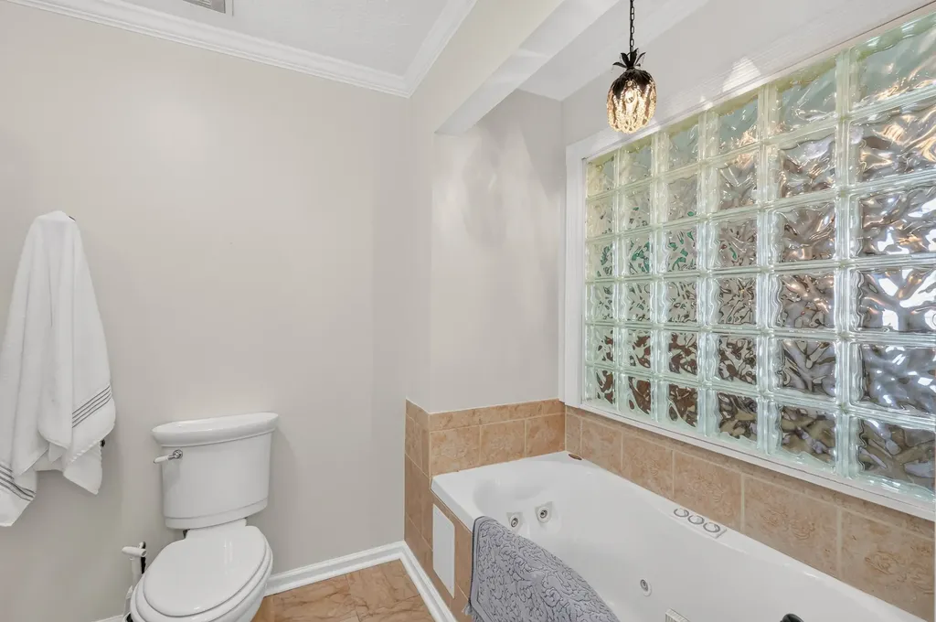 105 Tanasi Shr, S Gallatin TN 37066