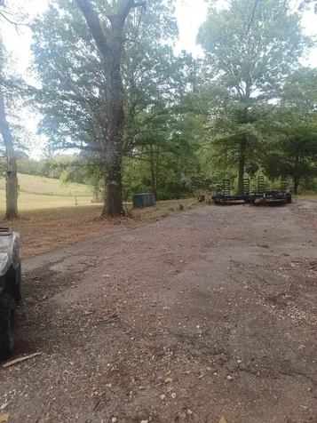567 Rawls Road Paris TN 38242