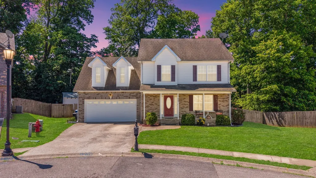 669 Wolfchase Court Clarksville TN 37042