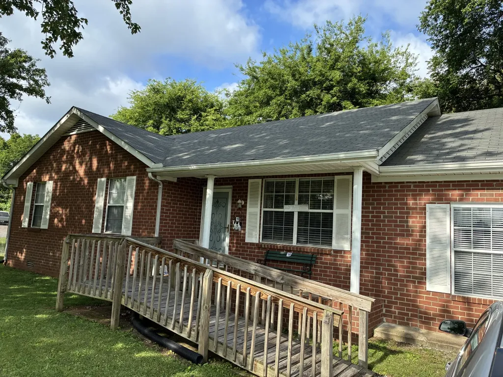 301 Summer Drive Smyrna TN 37167