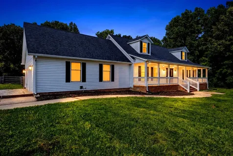 3434 Kinneys Road Cedar Hill TN 37032