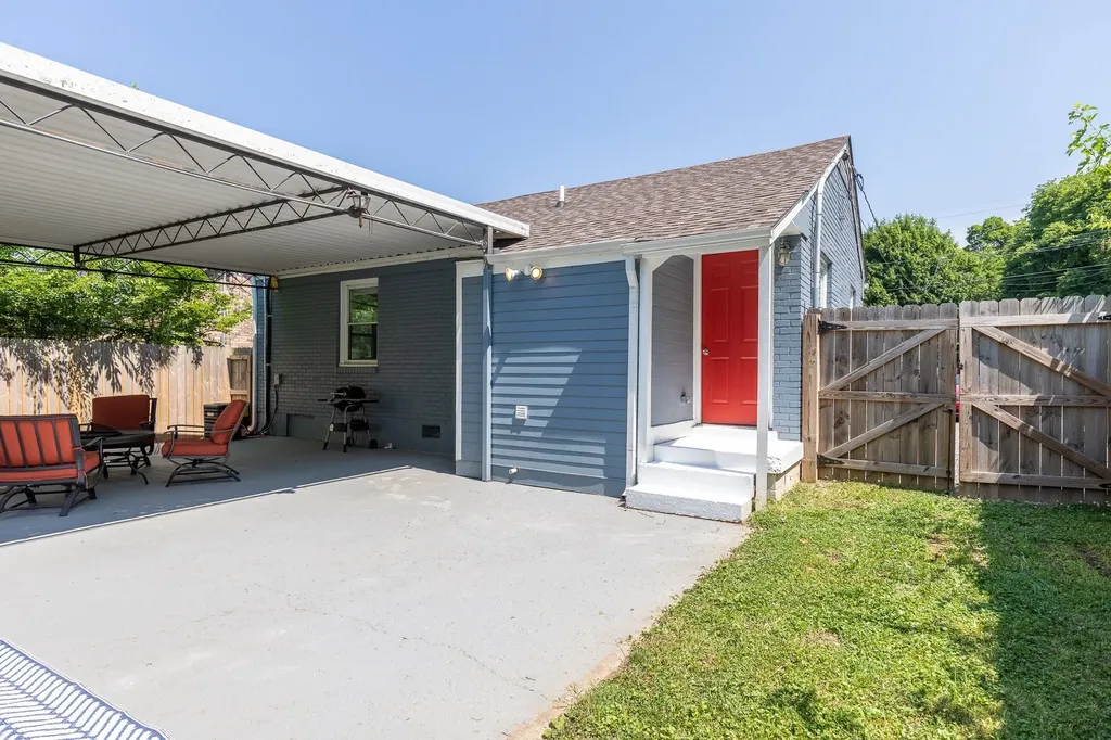 2703O O Neal Drive Nashville TN 37208