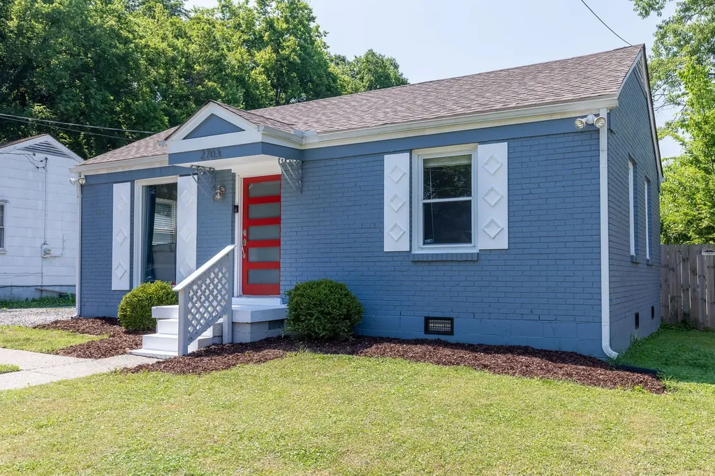 2703O O Neal Drive Nashville TN 37208