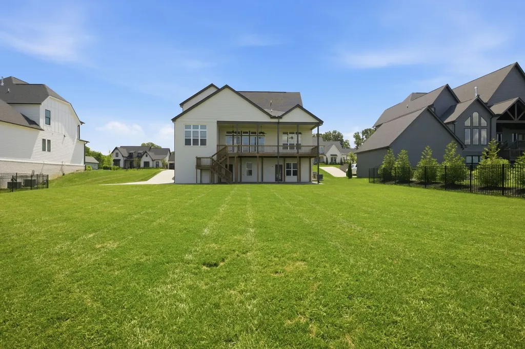 7125 Newfields Court College Grove TN 37046