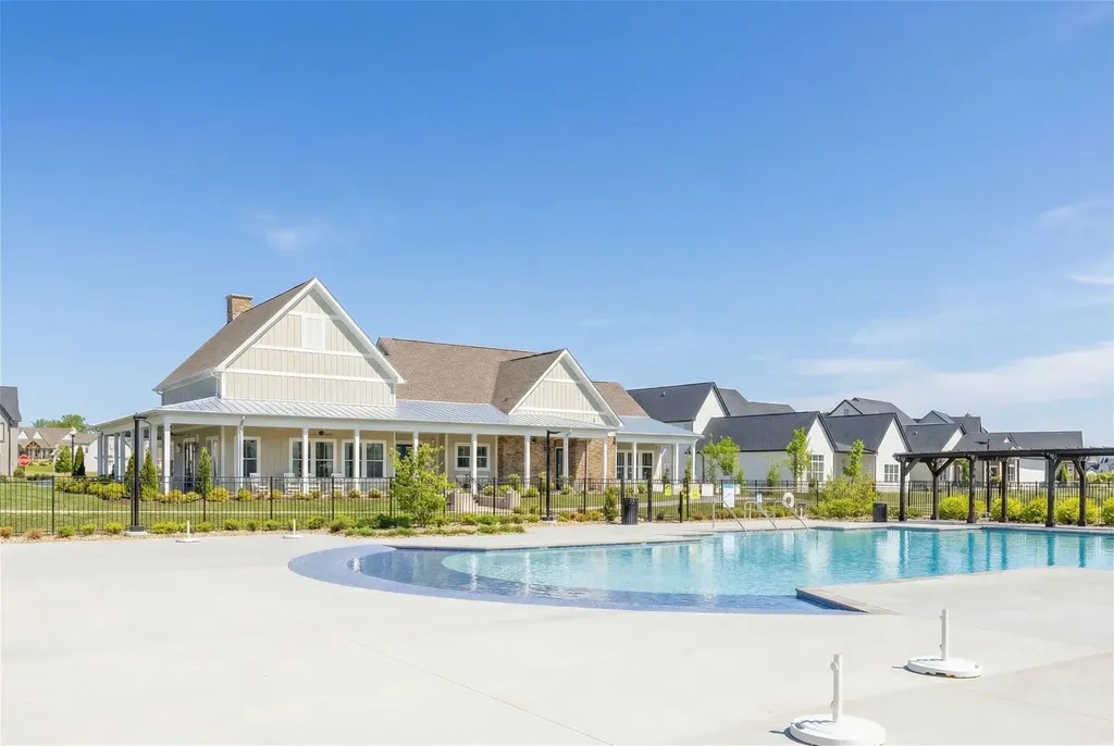 7125 Newfields Court College Grove TN 37046