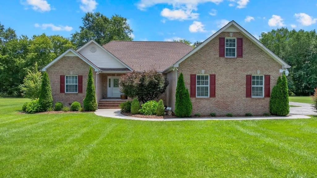 621 Big Oak Drive Manchester TN 37355