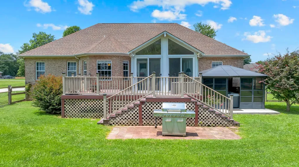 621 Big Oak Drive Manchester TN 37355