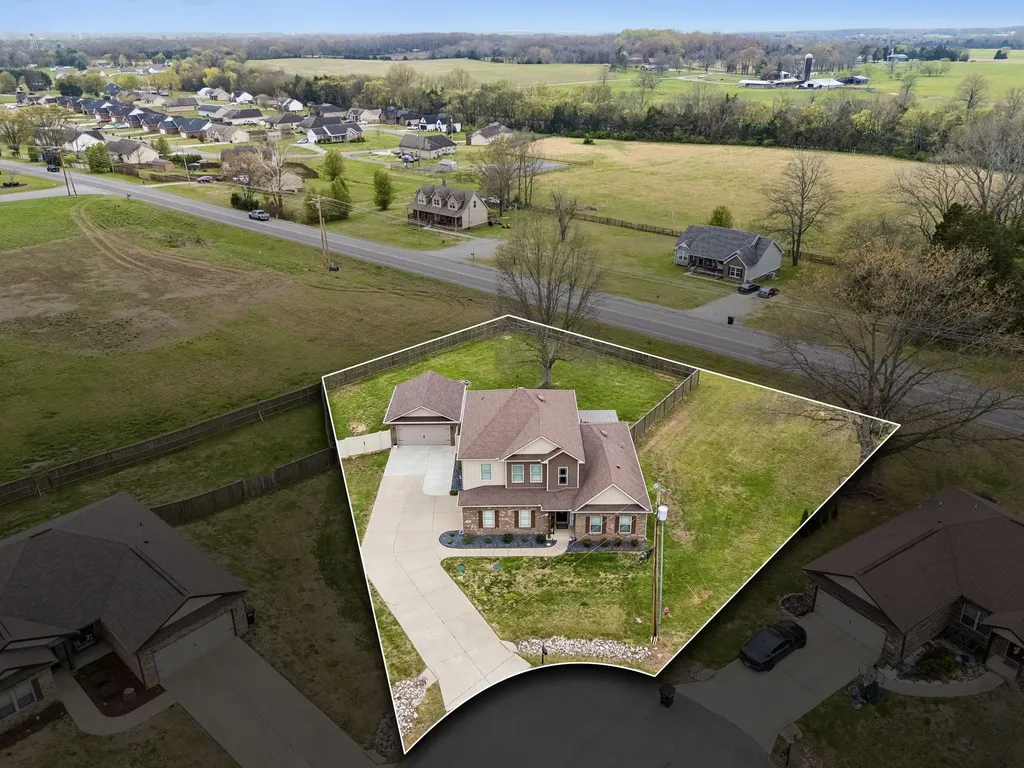 2501 Pinnacle Drive Chapel Hill TN 37034