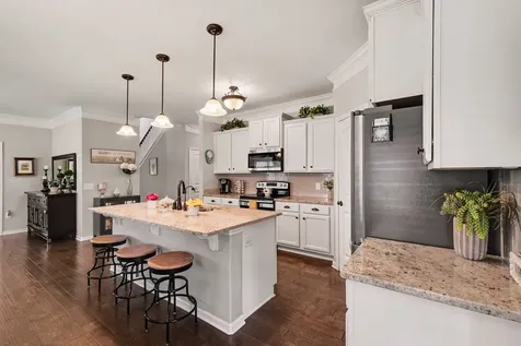 2501 Pinnacle Drive Chapel Hill TN 37034