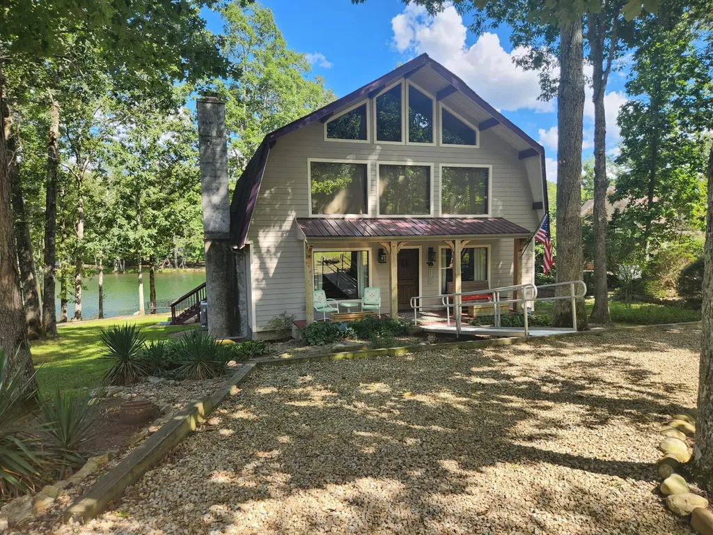 8941 Cherokee Trail Crossville TN 38572