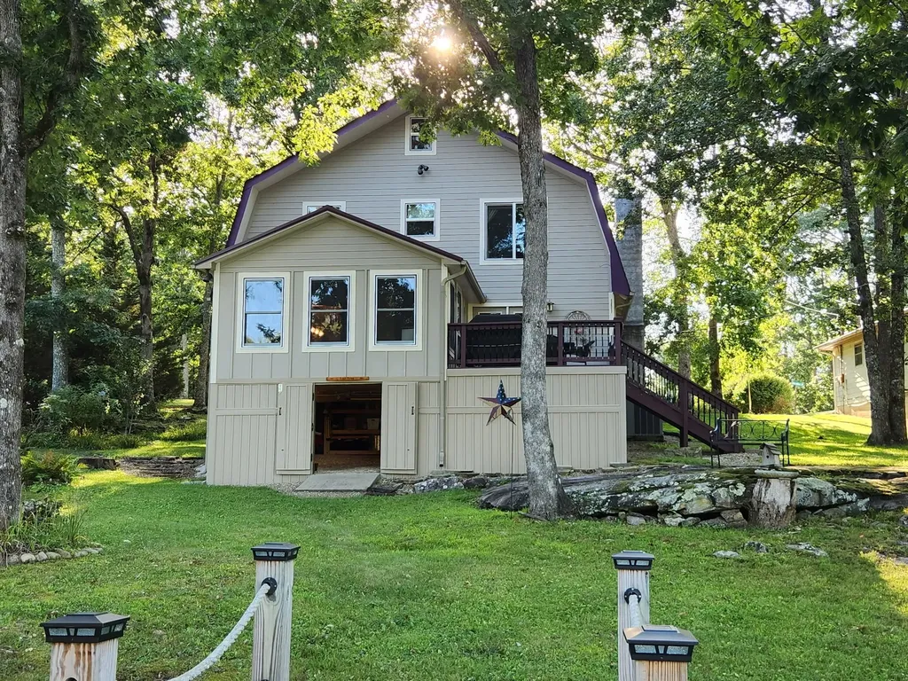8941 Cherokee Trail Crossville TN 38572