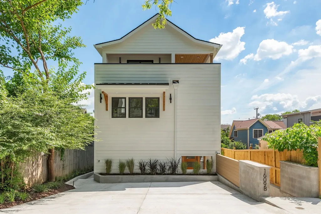 1609 5th Ave, N Nashville TN 37208