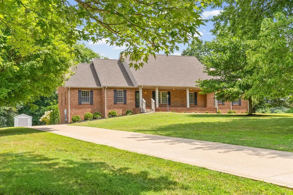 748 Gholson Road Clarksville TN 37043