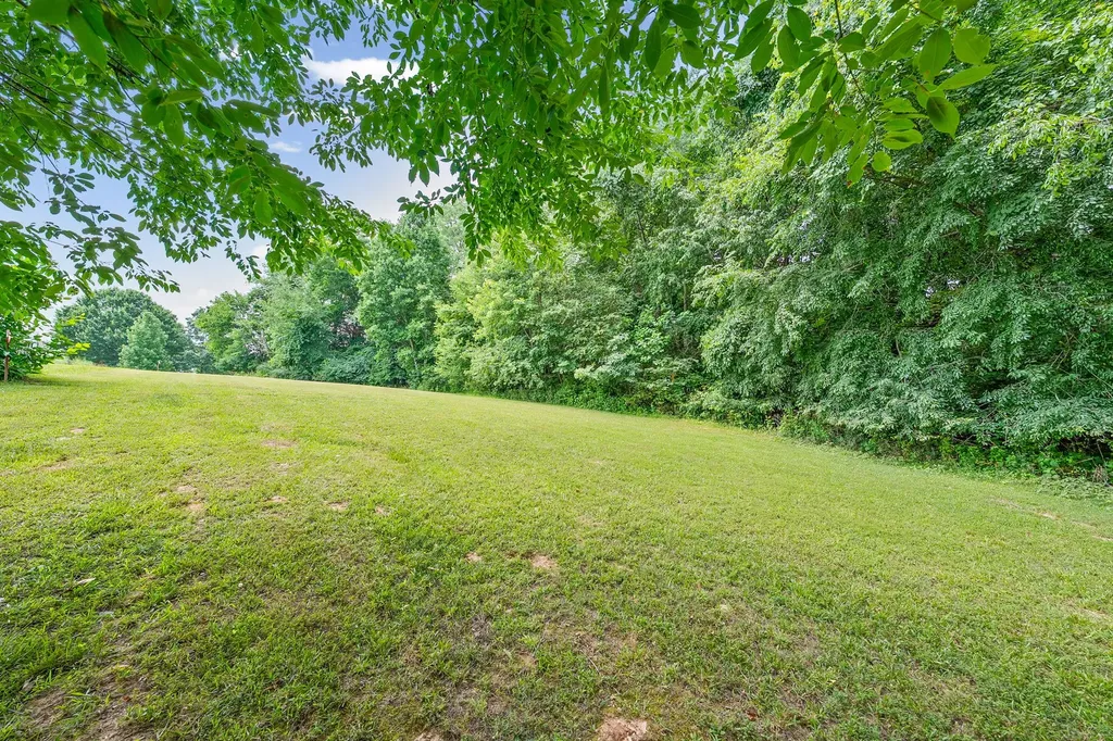 748 Gholson Road Clarksville TN 37043