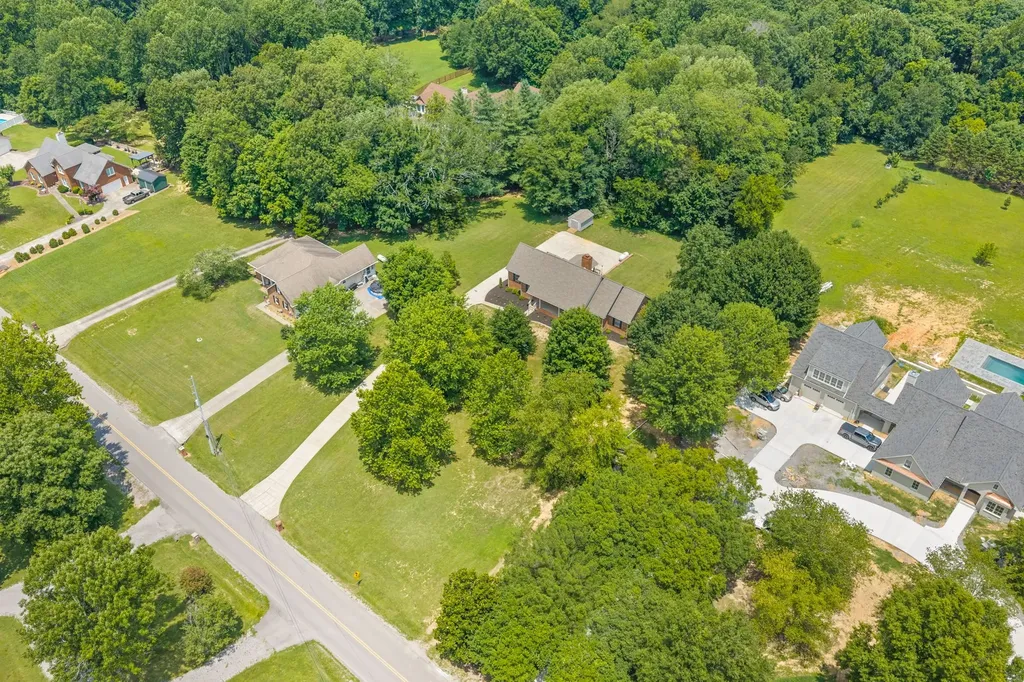 748 Gholson Road Clarksville TN 37043