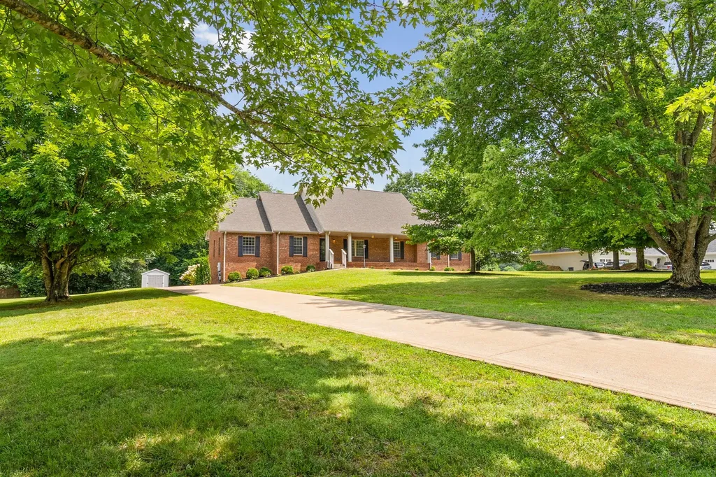 748 Gholson Road Clarksville TN 37043