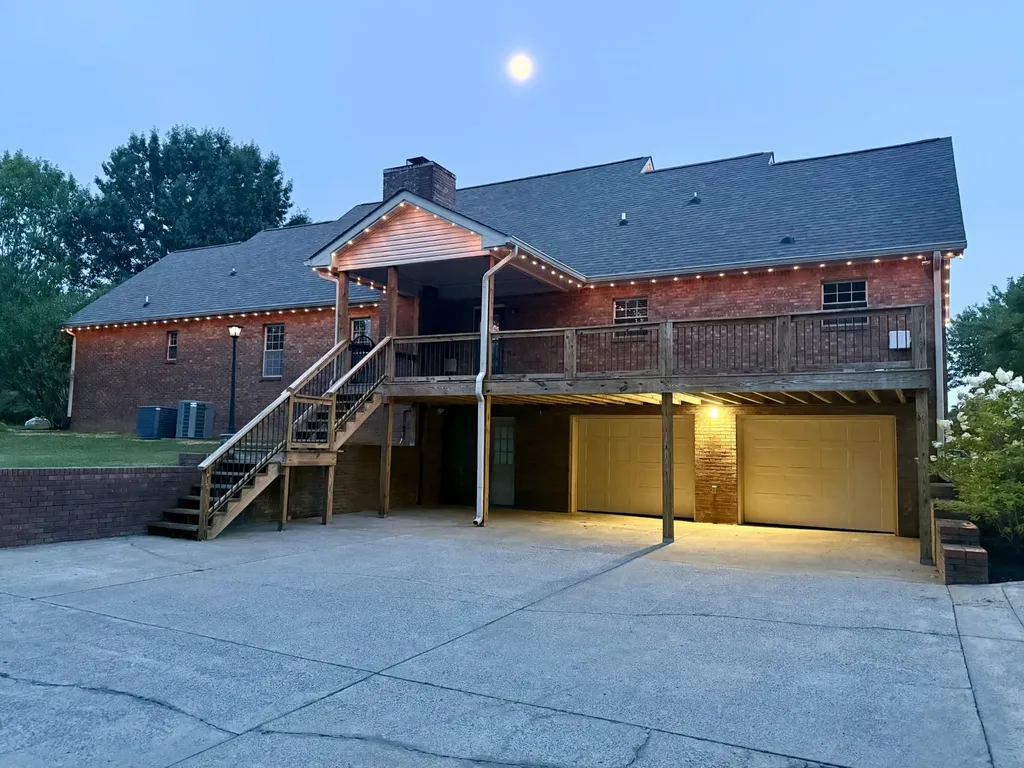 748 Gholson Road Clarksville TN 37043