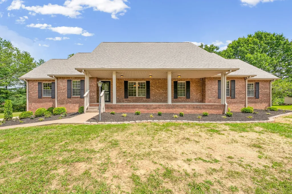 748 Gholson Road Clarksville TN 37043