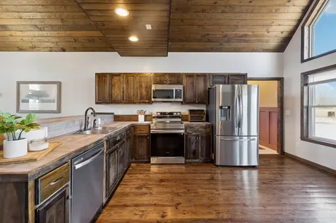 267 Switzerland Road Hohenwald TN 38462