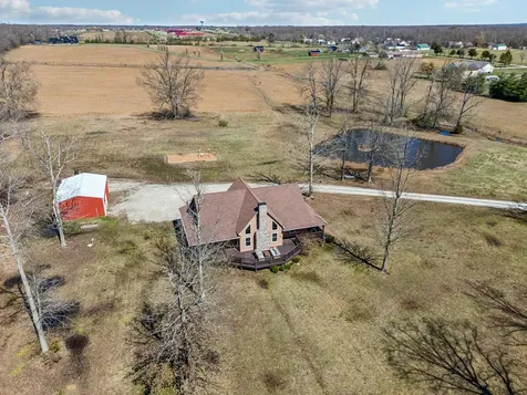 267 Switzerland Road Hohenwald TN 38462