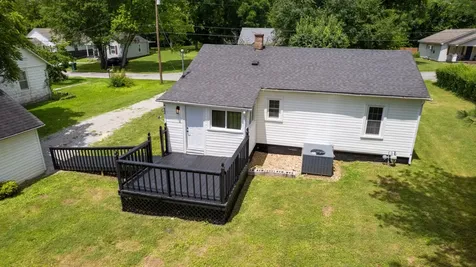 424 Laura Avenue Winchester TN 37398