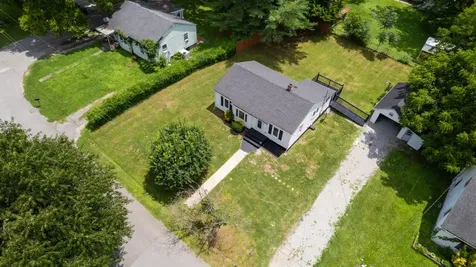 424 Laura Avenue Winchester TN 37398