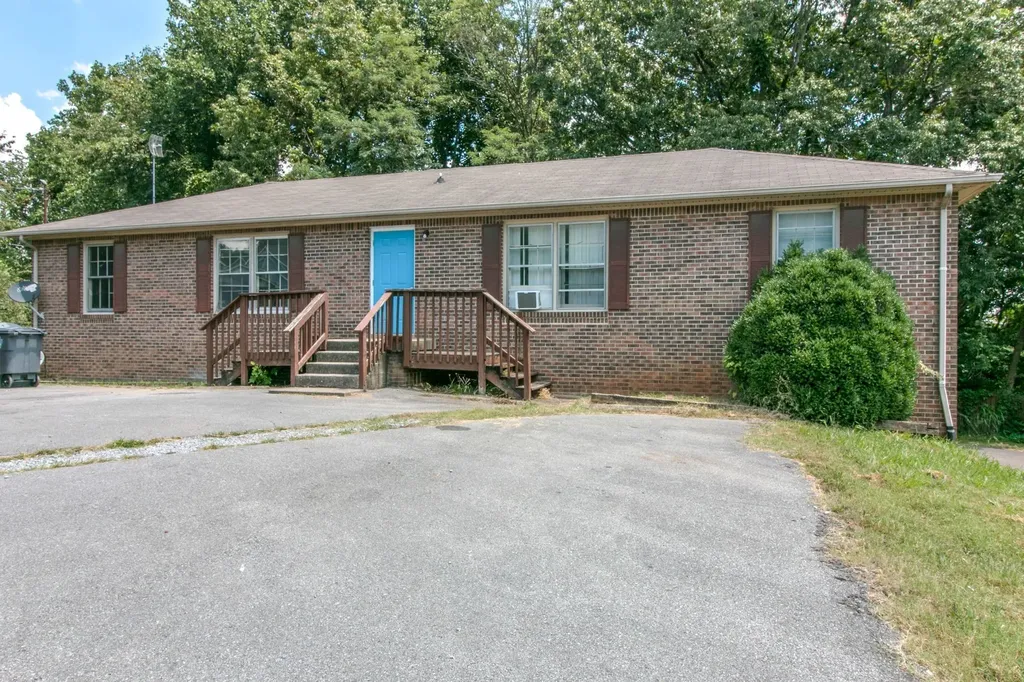 103 Bennett Drive Clarksville TN 37042