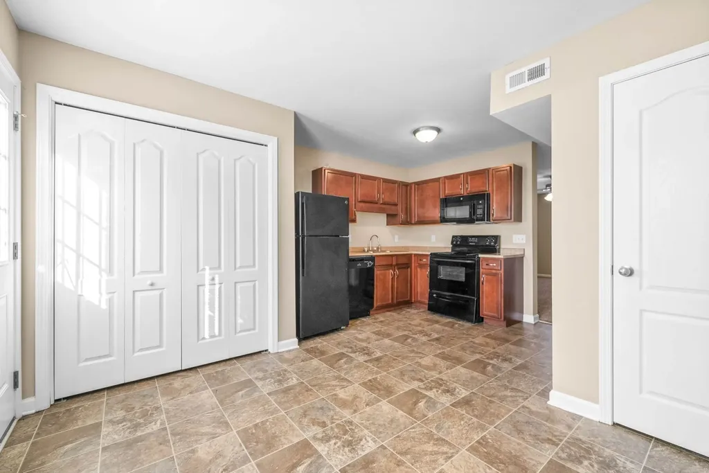 1210 Ash Ridge Drive Clarksville TN 37042