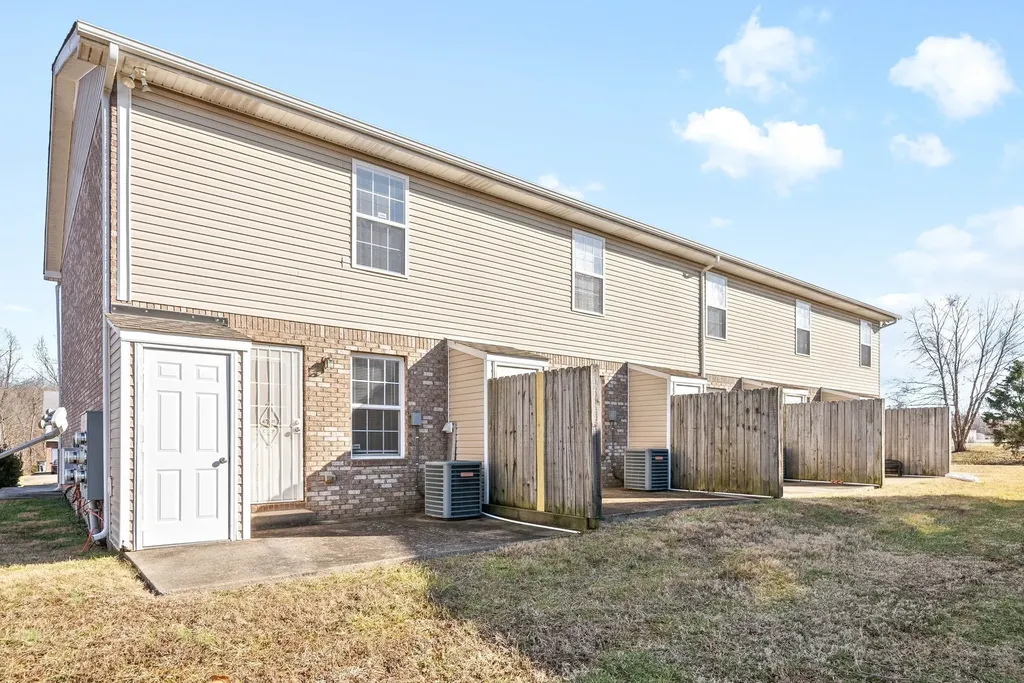 1210 Ash Ridge Drive Clarksville TN 37042