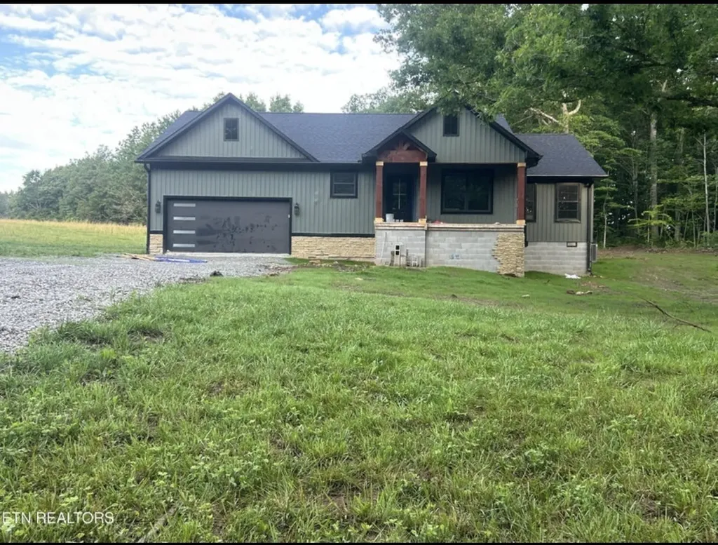 228 Georgee Road Jamestown TN 38556