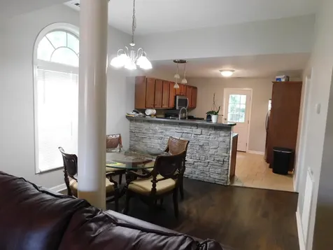 1182 Long Hollow Pike Gallatin TN 37066