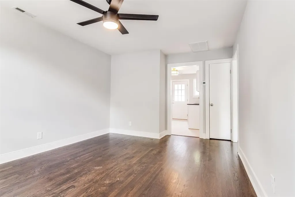 1511 21st Ave, N Nashville TN 37208