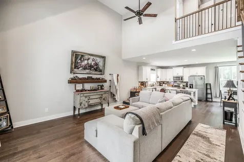 8909 Cedar Grove Road Cross Plains TN 37049