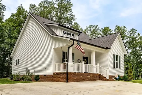 8909 Cedar Grove Road Cross Plains TN 37049
