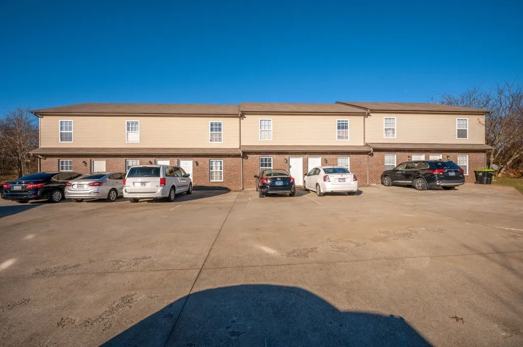525 Patriot Park Clarksville TN 37042