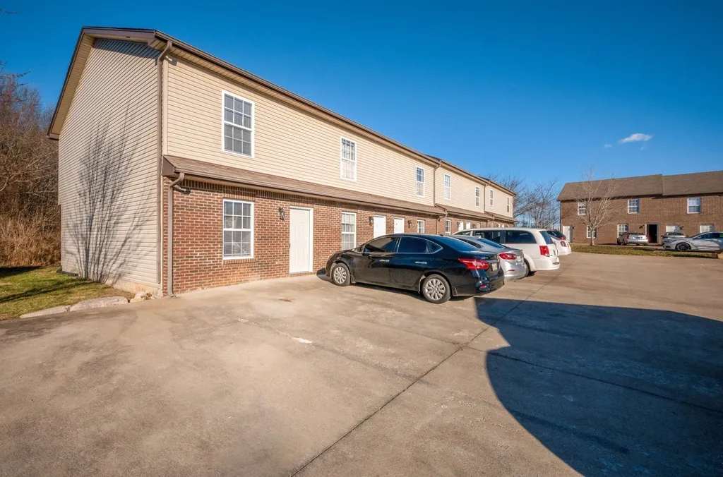 525 Patriot Park Clarksville TN 37042