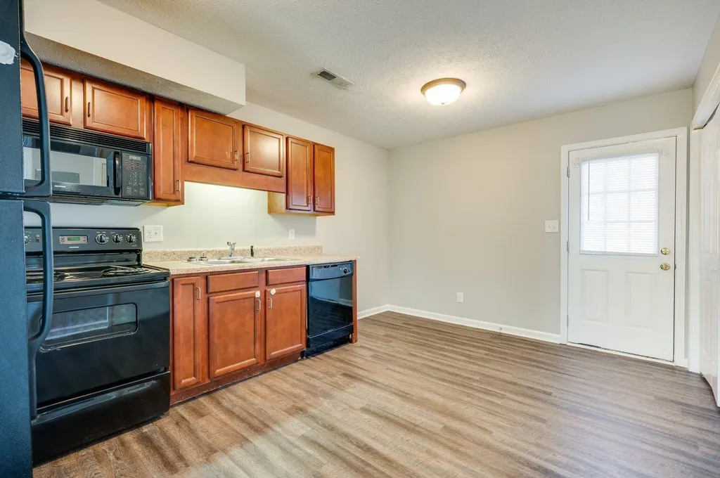 525 Patriot Park Clarksville TN 37042