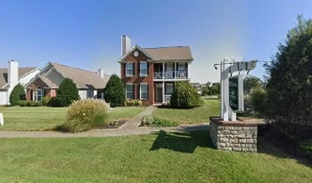186 Whitman Alley Clarksville TN 37043