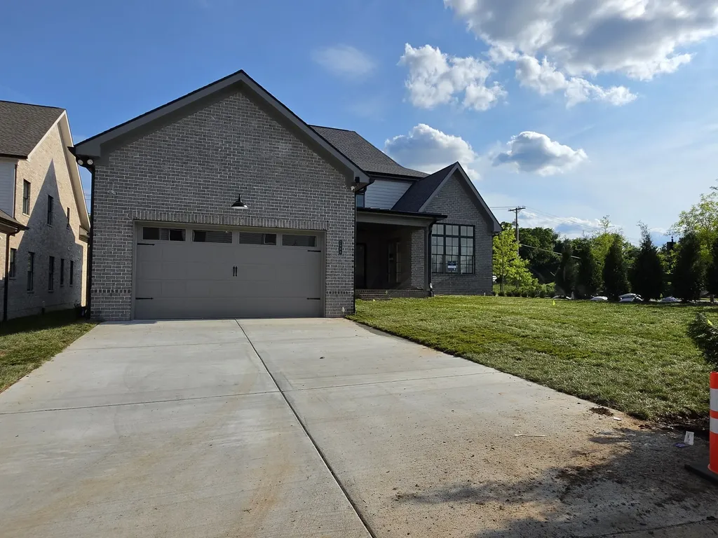 2966 Del Rio Pike Franklin TN 37069