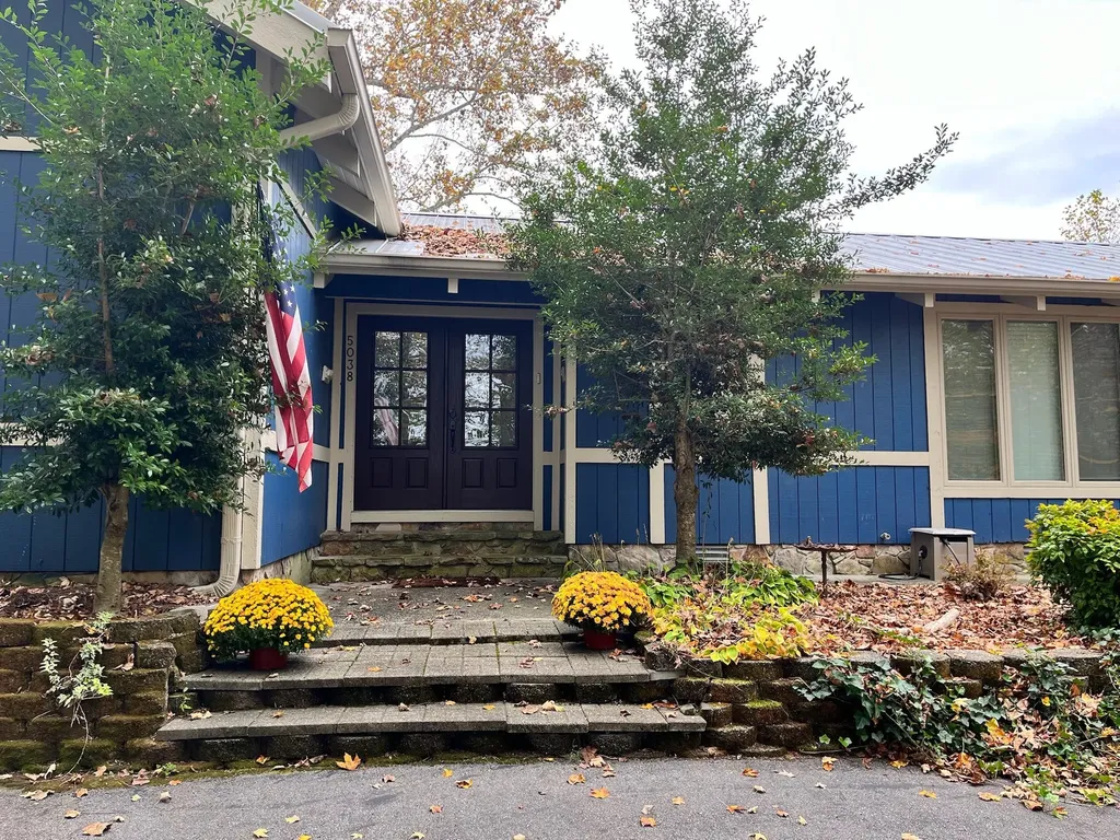 220 Summit Pointe Lane Smithville TN 37166